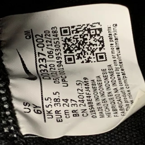 Nike Blazer Mid ‘77 Black/White Women’s Shoes - Picture 9 of 9